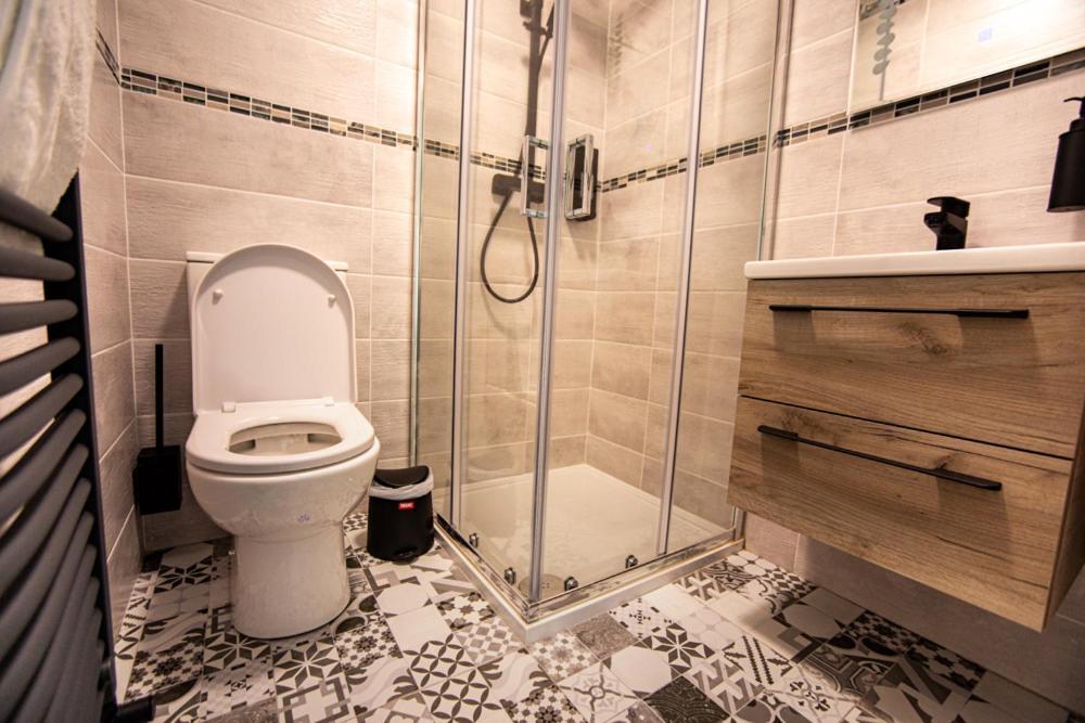 Отель Half Door House Дингл Экстерьер фото