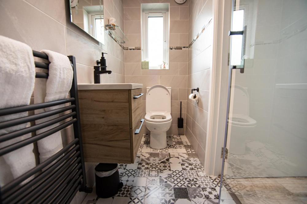 Отель Half Door House Дингл Экстерьер фото